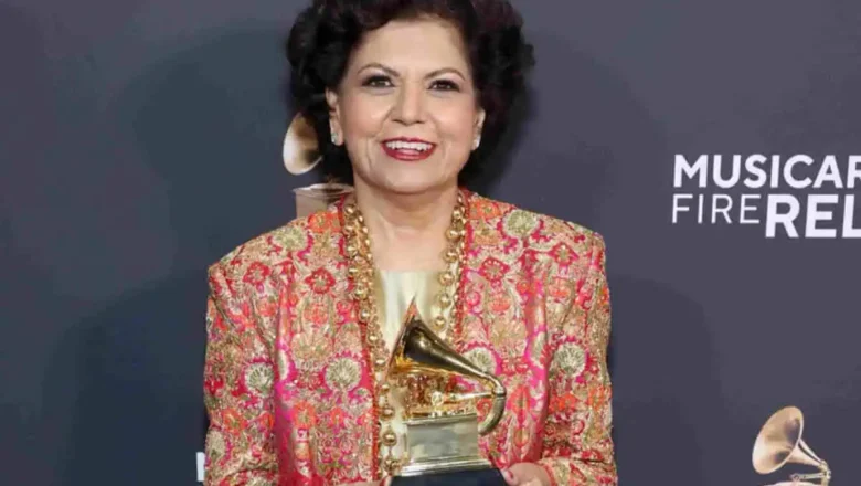 இந்திய வம்சாவளியைச் சேர்ந்த சந்திரிகா கிராமி விருதை வென்றார்.