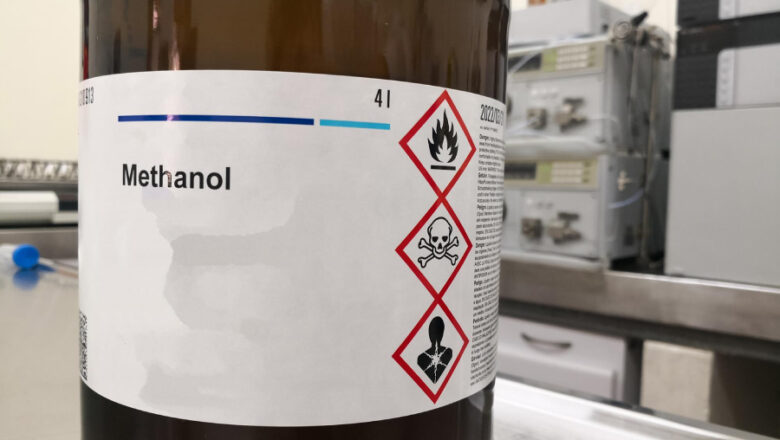 மெத்தனாலை சுவாதித்த இந்திய வேதியியலாளர் இறந்த பரிதாபம்!