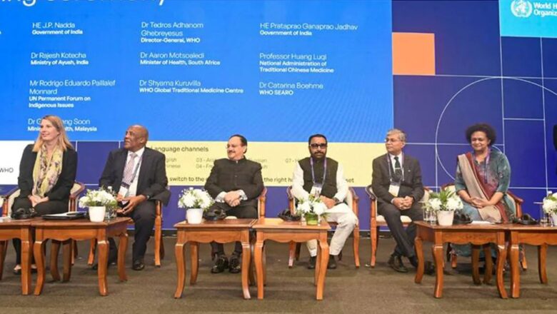 உலக சுகாதார அமைப்பின் உச்சிமாநாட்டில், இந்தியா 16 நாடுகளுடன் பாரம்பரிய மருத்துவம் குறித்து இருதரப்புப் பேச்சுவார்த்தை நடத்தியது.
