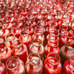 வீடுகளுக்கு சுமார் 50 லட்சம் எல்பிஜி சிலிண்டர்கள் விநியோகம்: அரசு தகவல்