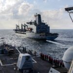 ஈரானிய துறைமுகங்களுக்கு அமெரிக்க இராணுவம் கடல்வழி முற்றுகையைத் தொடங்குகிறது.