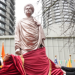 அமெரிக்காவில் சுவாமி விவேகானந்தரின் முழு உருவச் சிலை!