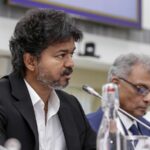 மாவட்ட ஆட்சியர்கள் மற்றும் காவல் அதிகாரிகளுக்குத் தமிழக முதல்வர் விருதுகள் வழங்கி கௌரவித்தார்.