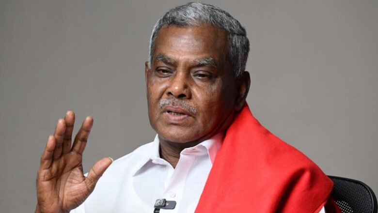 “தி.மு.க. ஆதரவுடன் அ.தி.மு.க. ஆட்சி அமைப்பதை தடுத்தது கம்யூனிஸ்ட்கள்”: சண்முகம்
