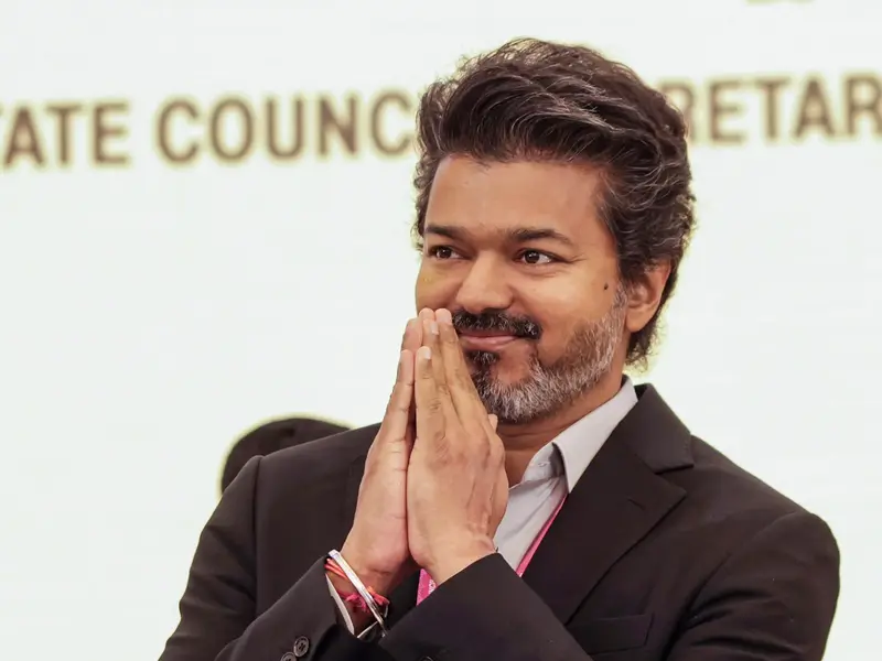 தமிழகத்தில் கோயிலுக்குள் செல்ஃபி, ரீல்ஸ் (reels) எடுக்கத் தடை!
