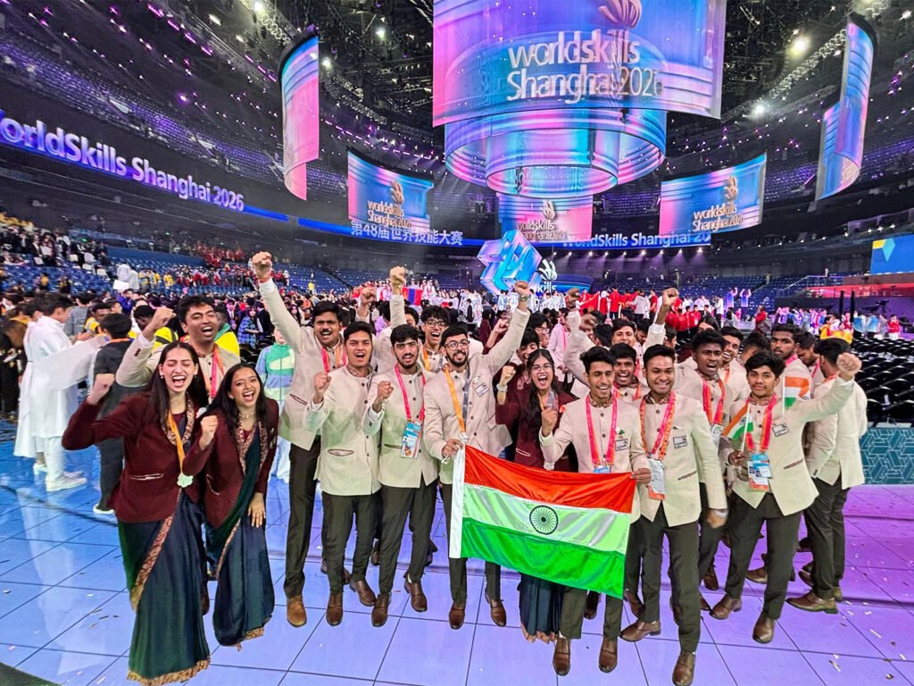 சீனாவில் நடைபெற்ற ‘வேர்ல்ட் ஸ்கில்ஸ்’ (World Skills) போட்டியில் இந்தியாவுக்கு 10-வது இடம்