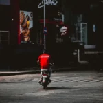 Zomato (ஸ்மோடோ): ‘அனலாக்’ (செயற்கை) சீஸ், பனீர் மற்றும் பால் சார்ந்த தயாரிப்புகலின் விற்பனைக்கு தடை!