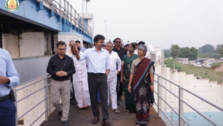 செம்பரம்பாக்கம் ஏரியில் முதல்வர் விஜய் ஆய்வு!